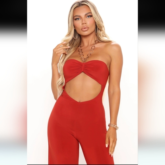 Keep It Cute Chain Jumpsuit in Rust by Fashion Nova size xs - Picture 4 of 16